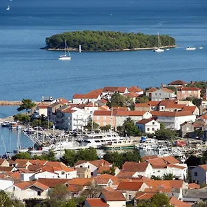 Gostinjska kuća Lidija ***